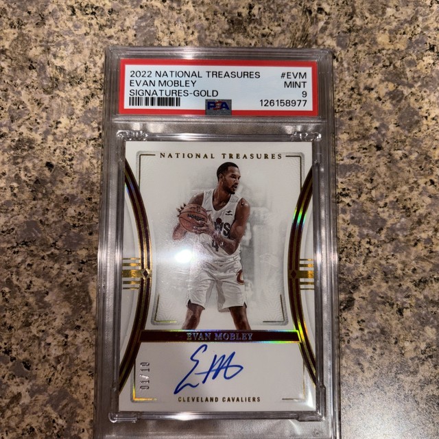 2022 Panini National Treasures -Gold Signatures Evan Mobley 1/10,Only PSA in Pop
