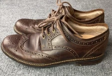 Clarks Leather Oxford Mens 9.5 M Brown Dress Shoes Wingtip Lace Up 62084 Career