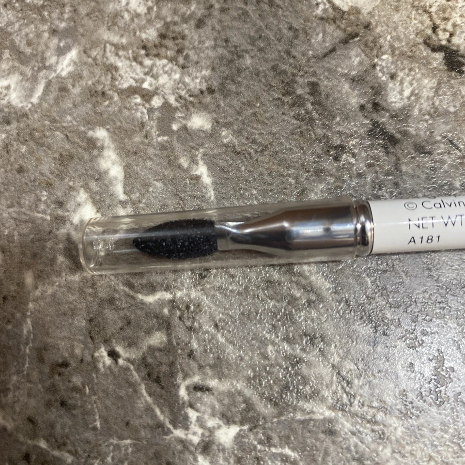 Delineador de ojos Calvin Klein 04 grafito definidor de ojos (gris) color raro difícil de encontrar maquillaje Foto 4 de 4