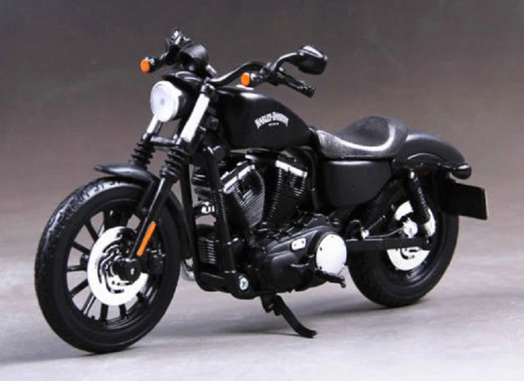 Maisto 1:12 32326 Harley Davidson 2014 Sportster IRON 883 MOTORCYCLE BIKE Model  - Image 4 of 4