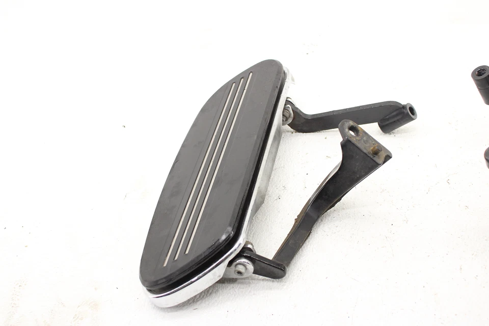 09-23 Harley Davidson Touring Right/Left Front Footrest Floorboard FootBoard - Imagem 2 de 4