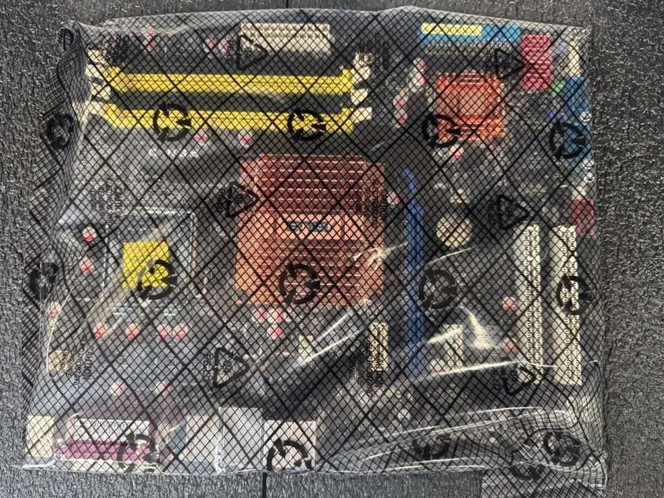 Asus P5N-D NVIDIA nForce 750i SLI DDR2 LGA 775 ATX Motherboard - Image 2 of 4