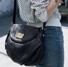 MARC BY MARC JACOBS Classic Q NATASHA Leather Crossbody Shoulder Bag Purse BLK