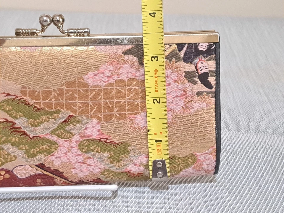Monedero monedero vintage japonés de seda metálico pinturas Heian bloqueo de beso 3 secciones Foto 3 de 4