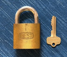 BEST Brass Body Keyed Padlock w/ Key Steel Traditional Shackle 106B