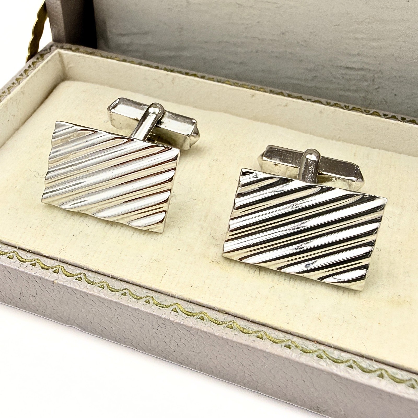 Swank Designer Signed MCM Rectangular Diagonal Ri… - image 5