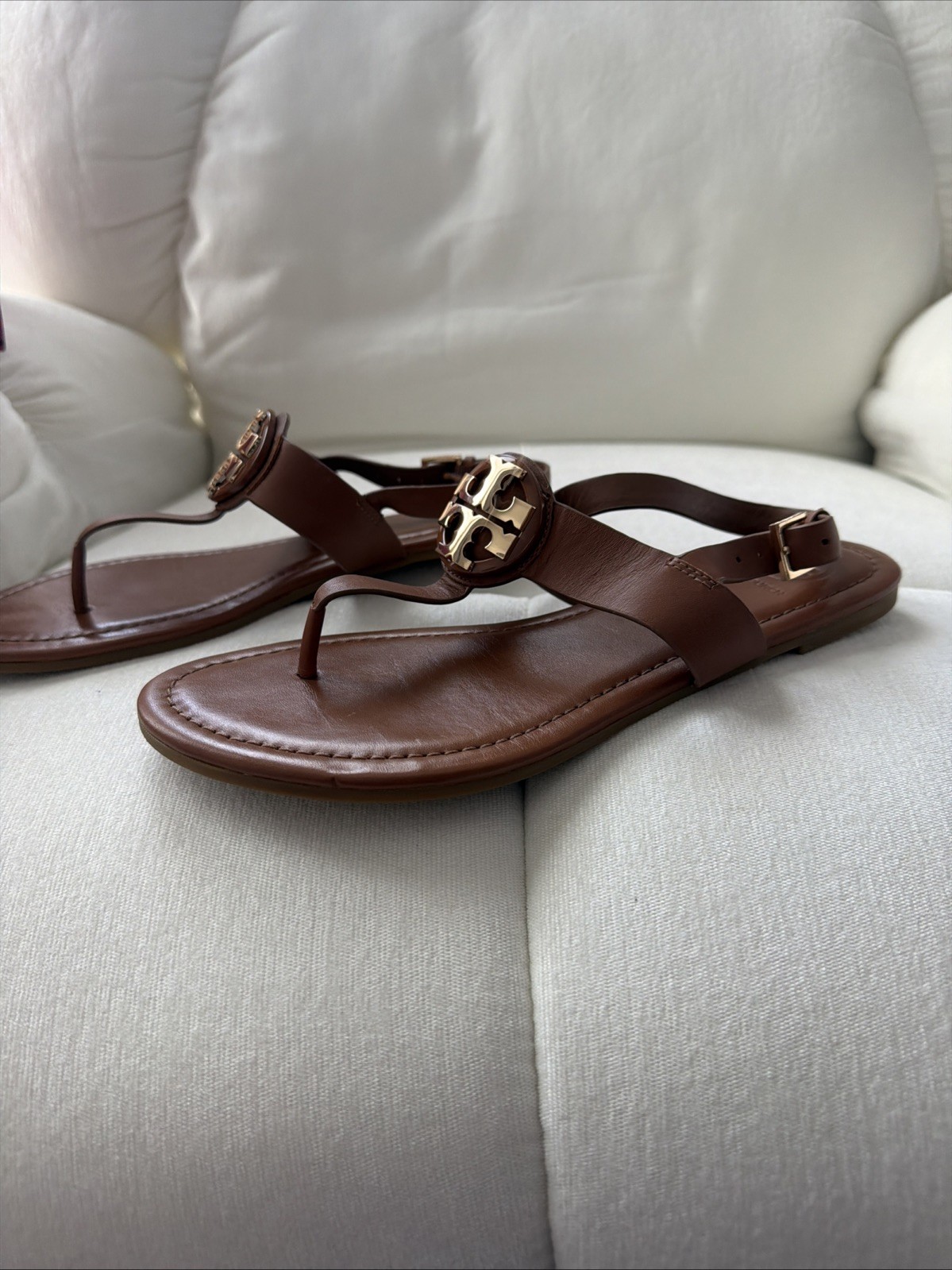 Tory Burch Claire Flat Thong Sandal In Royal Tan  Leather 6.5 thumbnail 2