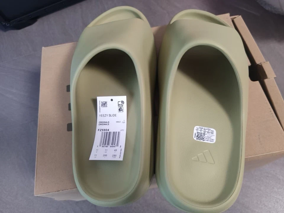 Adidas Yeezy Sandalia Slide “Resina” Talla 12 Foto 2 de 4