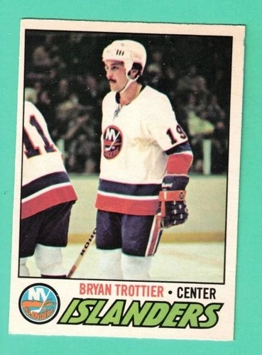 (1) BRYAN TROTTIER 1977-78 O-PEE-CHEE # 105 ISLANDERS 2ND YEAR EX-MT (M2442)