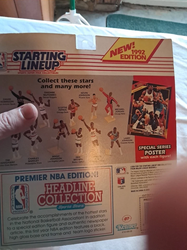 New In Box 1992 Vlade Divac Los Angeles Lakers NBA Starting Lineup SLU - Image 4 of 4