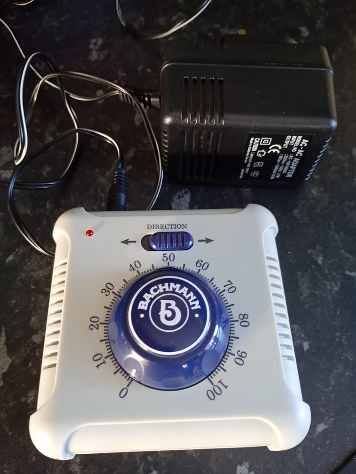 Bachmann 5 Speed Controller And Adapter  - Image 2 of 2