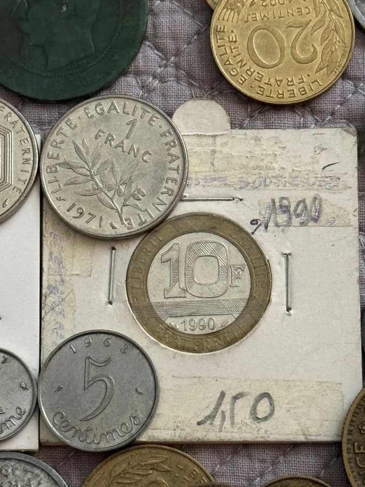 Beau Lot de 200 pièces de monnaies françaises . Bronze, cuivre, Alu .. - Photo 4/4