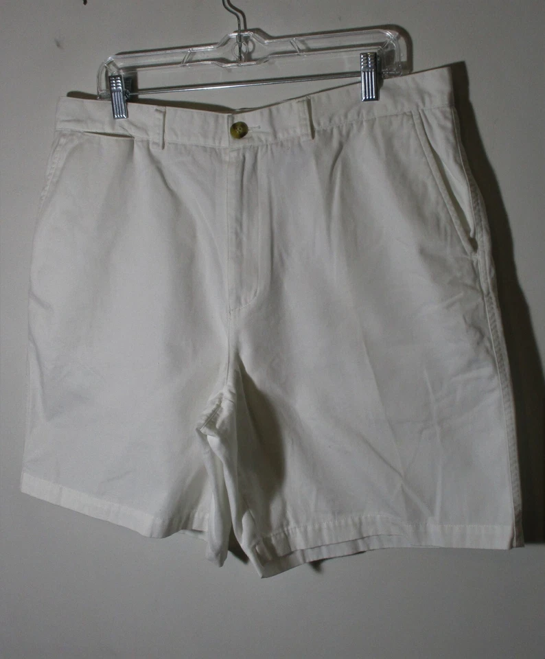 Pantalones cortos chinos de algodón blancos para hombre talla 38 John Ashford Foto 2 de 4