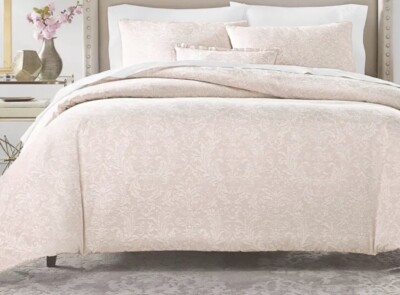 Hotel Collection Classic Distressed Damask King 4 Piece Comforter Set Pink New