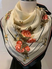 SUNKYUNG SA Silk Twill Floral print Navy,Ivory,Red SCARF 75x75cm Overlocked Hems