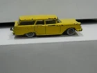 Matchbox Lesney #31 Rare Ford Fairlane Station Wagon SPW Yellow Red Base