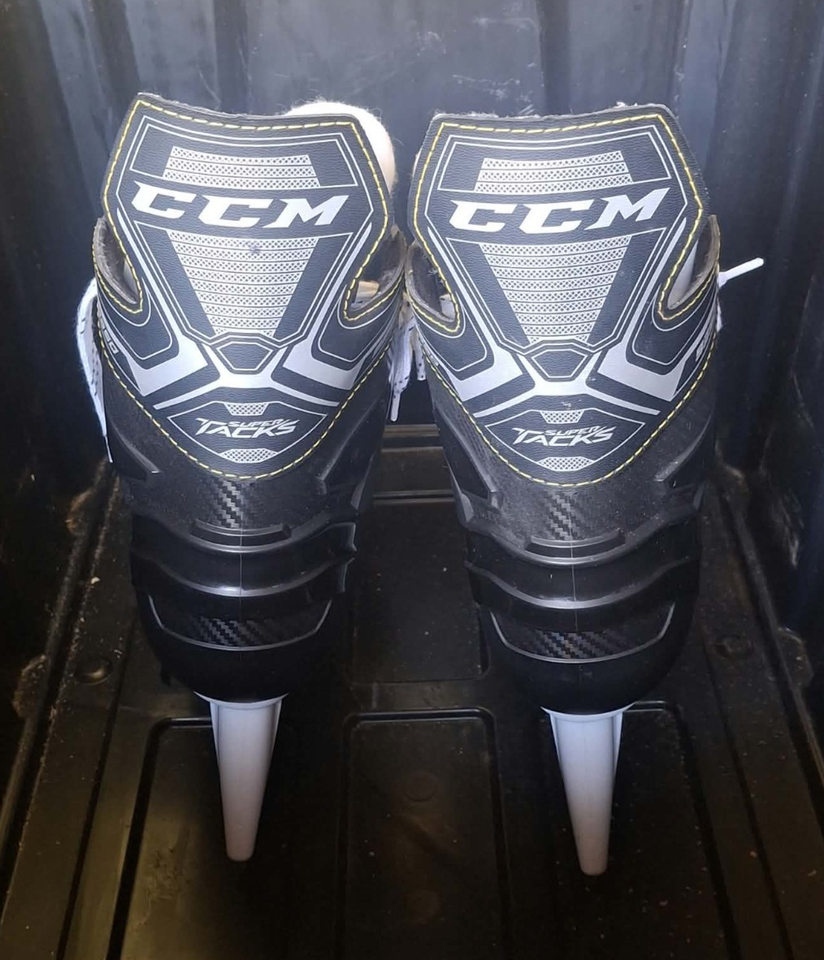 New With Box! CCM Super Tacks 9350 Ice Hockey Skates Men's Senior Size ...