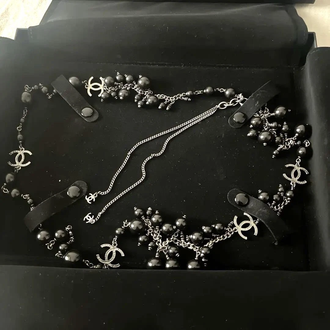 Collana CHANEL Lunga Marchio Coco