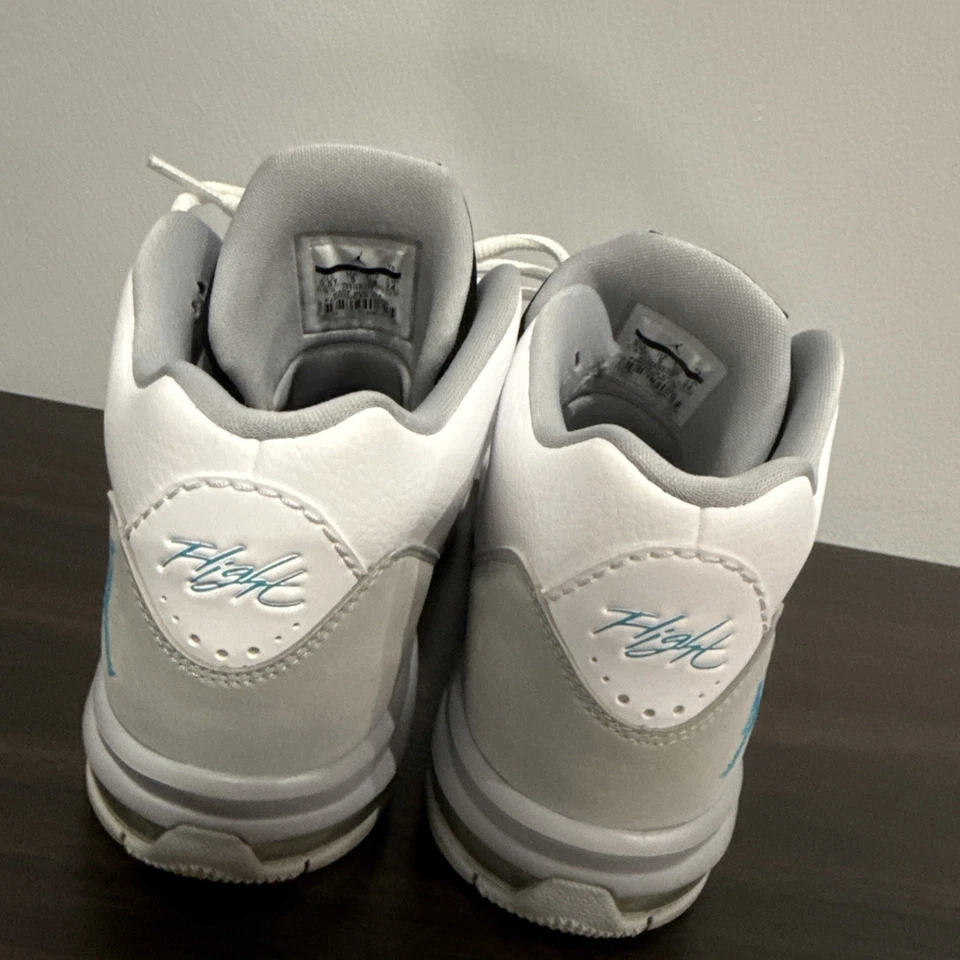 Jordan Flight Origin 2 white/blue lagoon wolf grey 705160-126 - Image 3 of 4