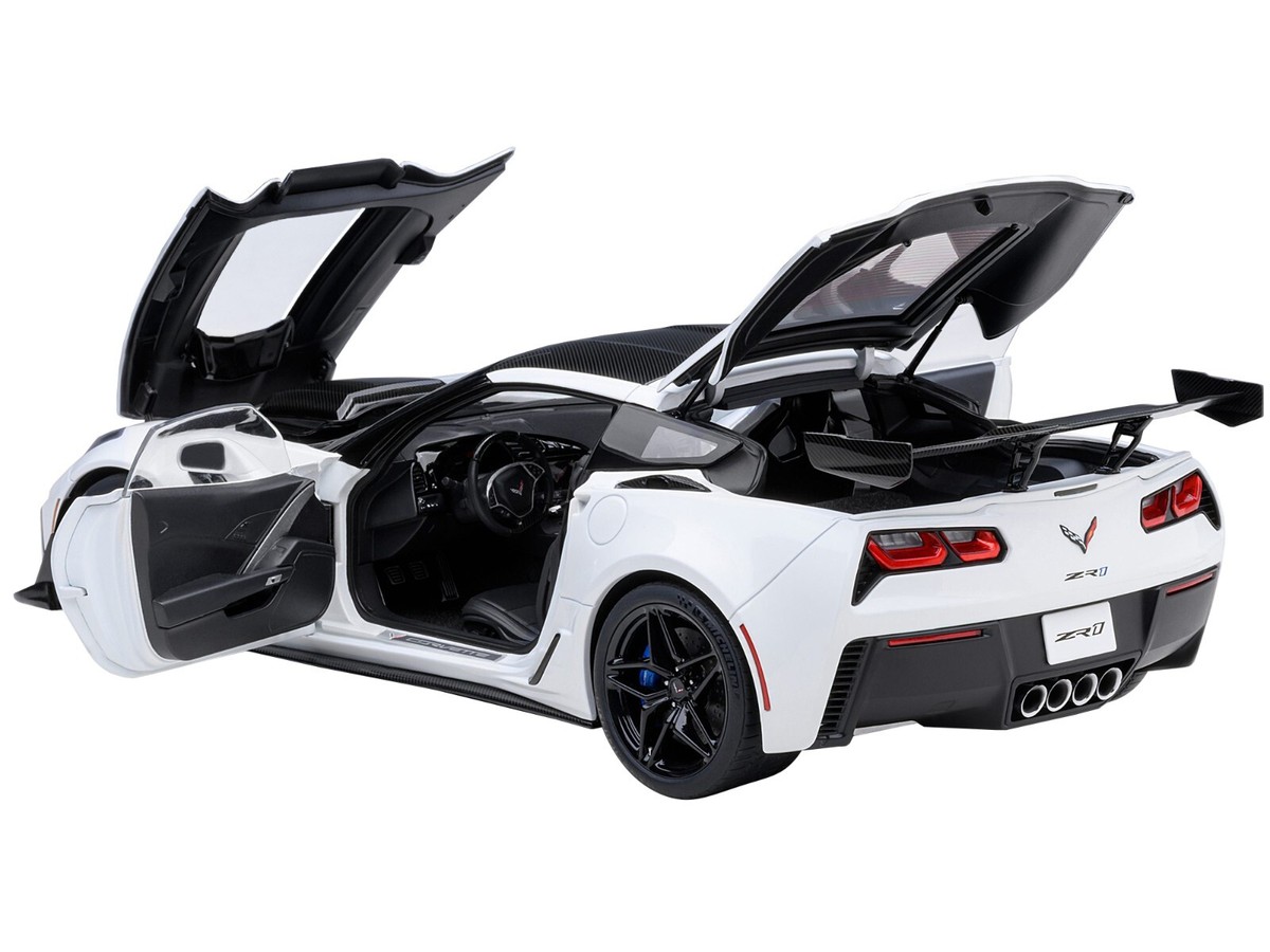 2019 CHEVROLET CORVETTE C7 ZR1 ARCTIC WHITE 1/18 MODEL CAR BY