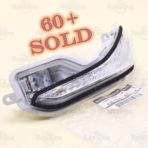 OEM Nissan Infiniti Q50 Q70 Left Driver Side Mirror Turn Signal Lamp 26165-4GA0A