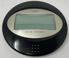 Seth Thomas Time Standard Digital Wall Clock (10.75" diameter)
