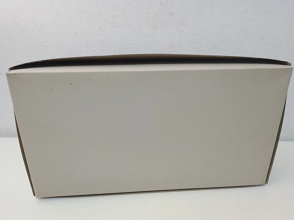 MD 11 KLM 10176 LT116 HASEGAWA 1/200 KIT MONTAGGIO AEREO-FR-F38 - Immagine 4 di 4