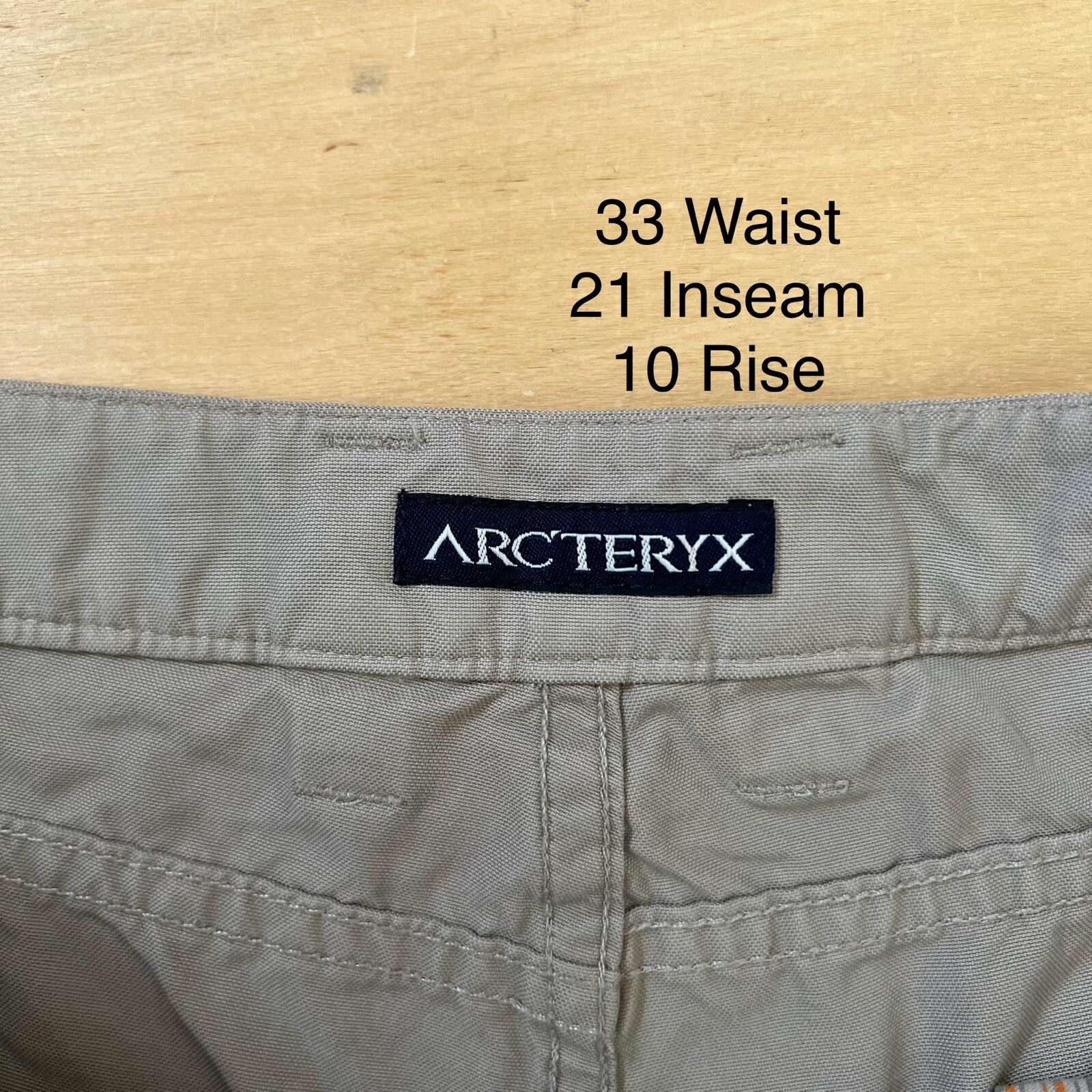 Arc'teryx Pantaloni Tagliati Donna 12 Cachi Outdoor Casual Athleisure Abbigliamento Sportivo
