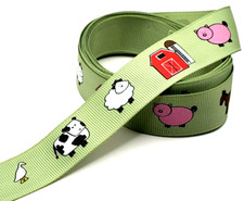 3 yrds 7/8" Farm Animals and Barn on Green Grosgrain Ribbon 100 poly