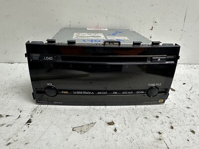 2006-2009 Toyota Prius Radio Stereo 2 DIN Disc CD Player ID 8612047210