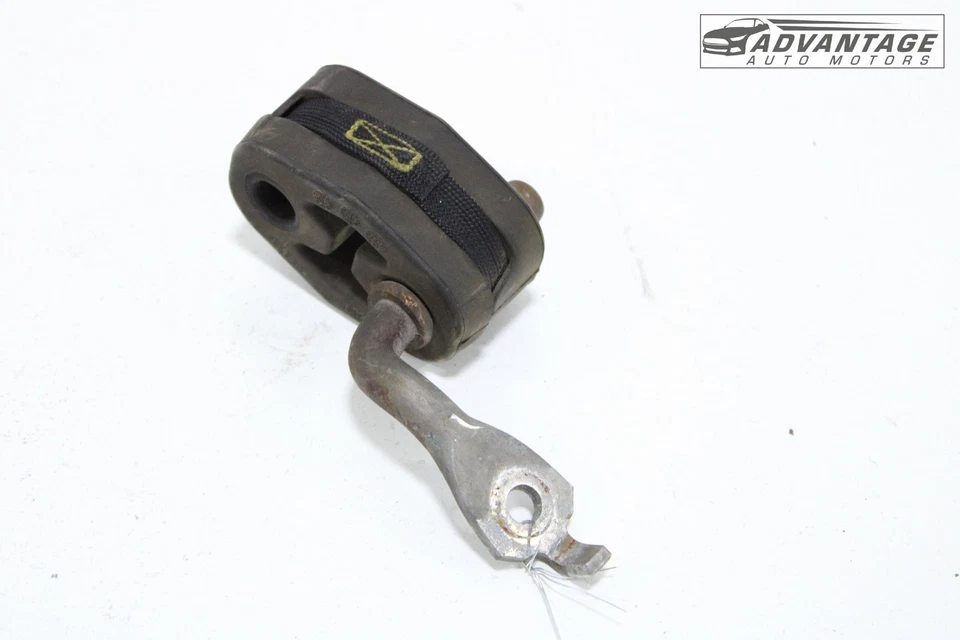 2018-2023 DODGE CHARGER REAR LEFT SIDE EXHAUST PIPE LOWER HANGER & BRACKET OEM - Image 2 of 4