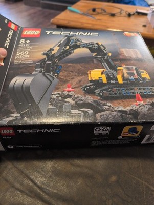 LEGO TECHNIC Heavy-Duty Excavator (42121) - Incomplete/For Parts Only