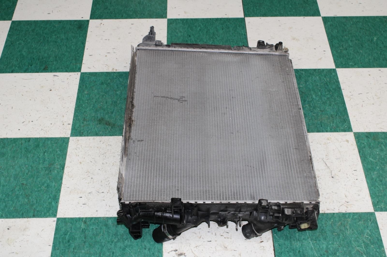 14-20 Ghibli 3.0L Turbo Motor Engine Coolant Main Primary Radiator Factory OEM