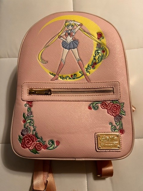 (NUEVO SIN ETIQUETAS) Mini Mochila Loungefly Sailor Moon Crescent Moon Rosa