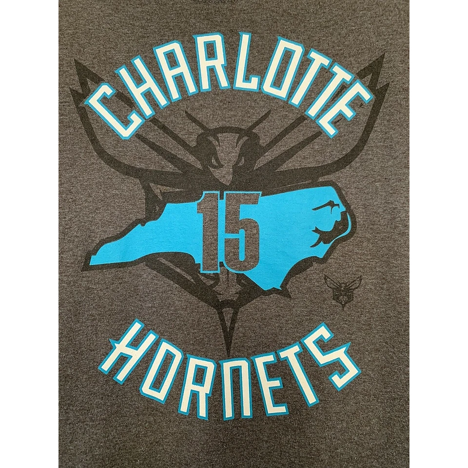 Camiseta de baloncesto NBA MAJESTIC KEMBA WALKER 15 CHARLOTTE HORNETS para hombre talla 2XL Foto 2 de 4