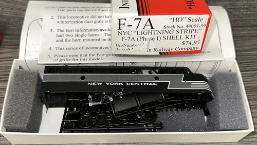 Kit Intermountain HO #44001-99 F-7A Fase I Shell Kit NYC Lightning Stripe Nuevo en caja | Zustand: New