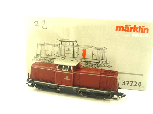 DB Diesellok V 100  Märklin  HO Lok  digital 37724  - #4946     #E  gebr.