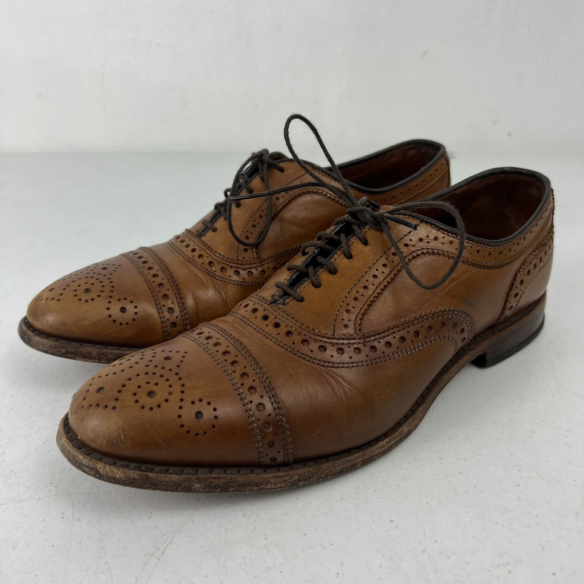Allen Edmonds Mens Walnut Brown Leather Strand Cap Toe Oxford
