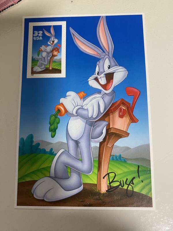 One Bugs Bunny LOONEY TUNES US Postage Stamp - 32 cents