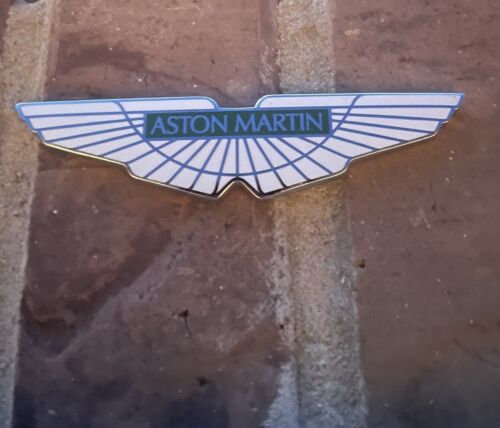 Emblème Aston Martin - Photo 1 sur 5