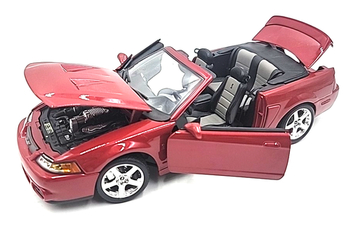 Coche miniatura Ford Mustang 1/64 Maisto SVT Cobra türkis 1993 1:64