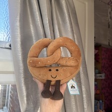 Jellycat Amuseable Pretzel
