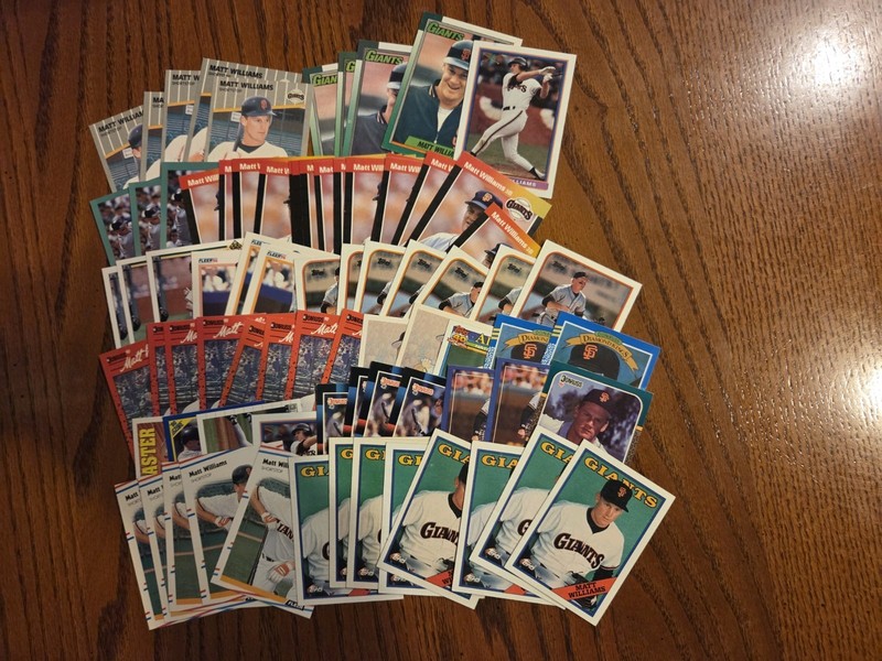 Joe Carter Baseball Card Lot with Two Rookies