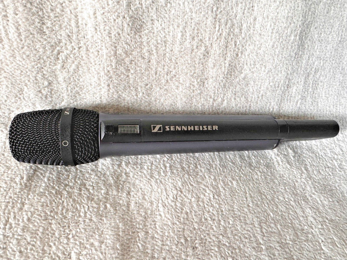 Sennheiser SKM5000 UHF Transmitter Microphone 582-604 MHz & ME5002