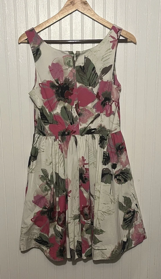 Elle Dress Fit & Flare Pink Floral Sleeveless Midi Dress W/ Pockets Size 8 - Image 3 of 4