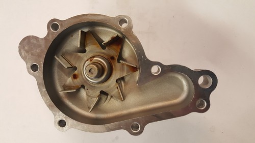 Water Pump for Kubota V3307-DI-TE3, E-CDIS, Direct Injection Engine - Picture 6 of 6