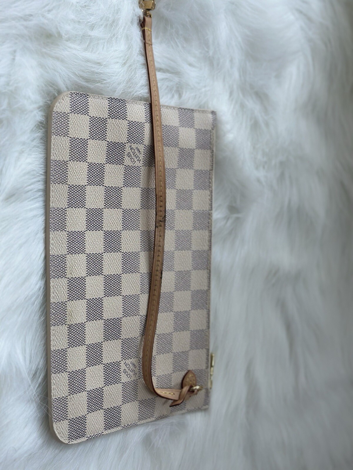 Louis Vuitton Neverfull MM - image 20