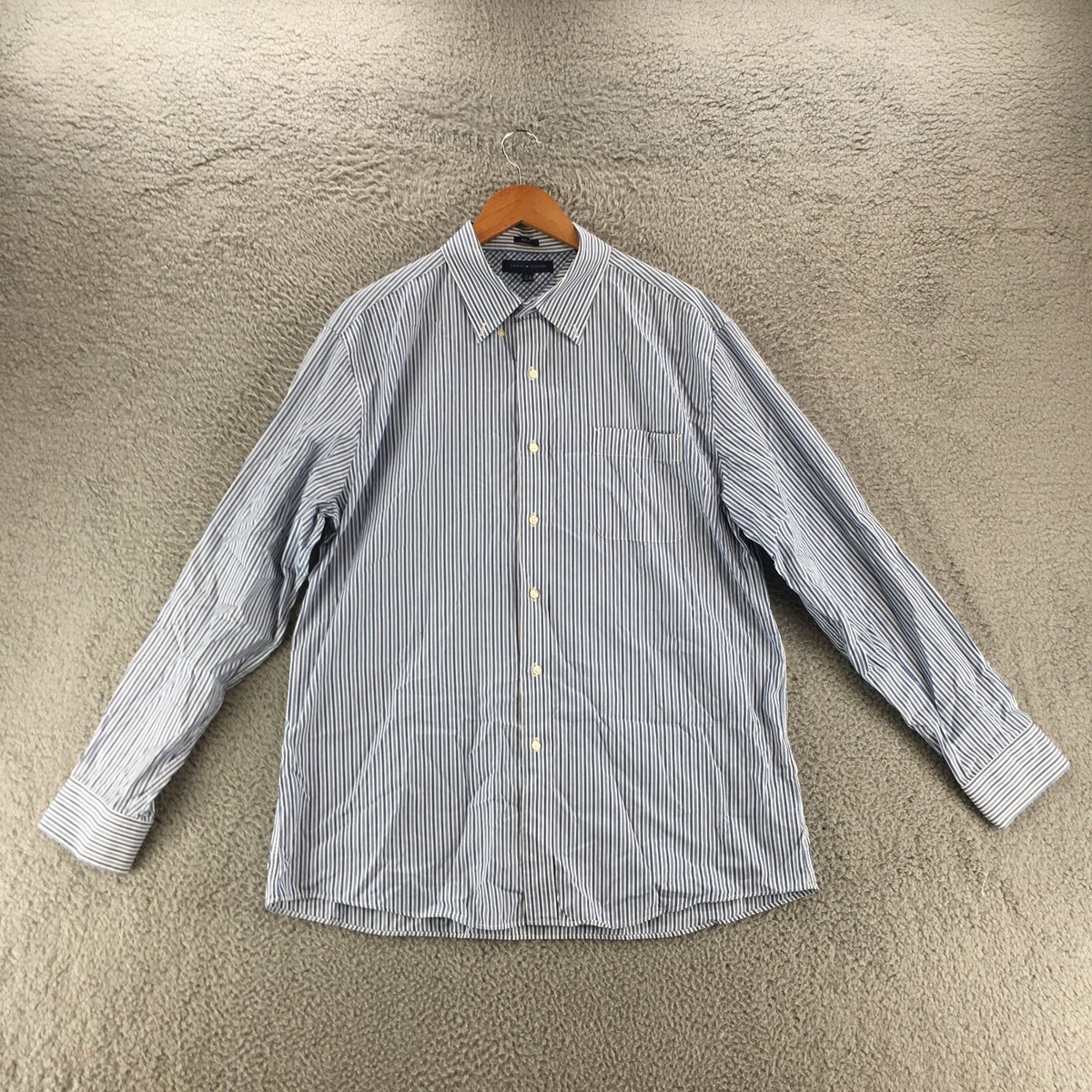 jos a bank vs brooks brothers dress shirts Brooks Brothers vs. Jos A. Bank: Everything You Need To Know  Catenus