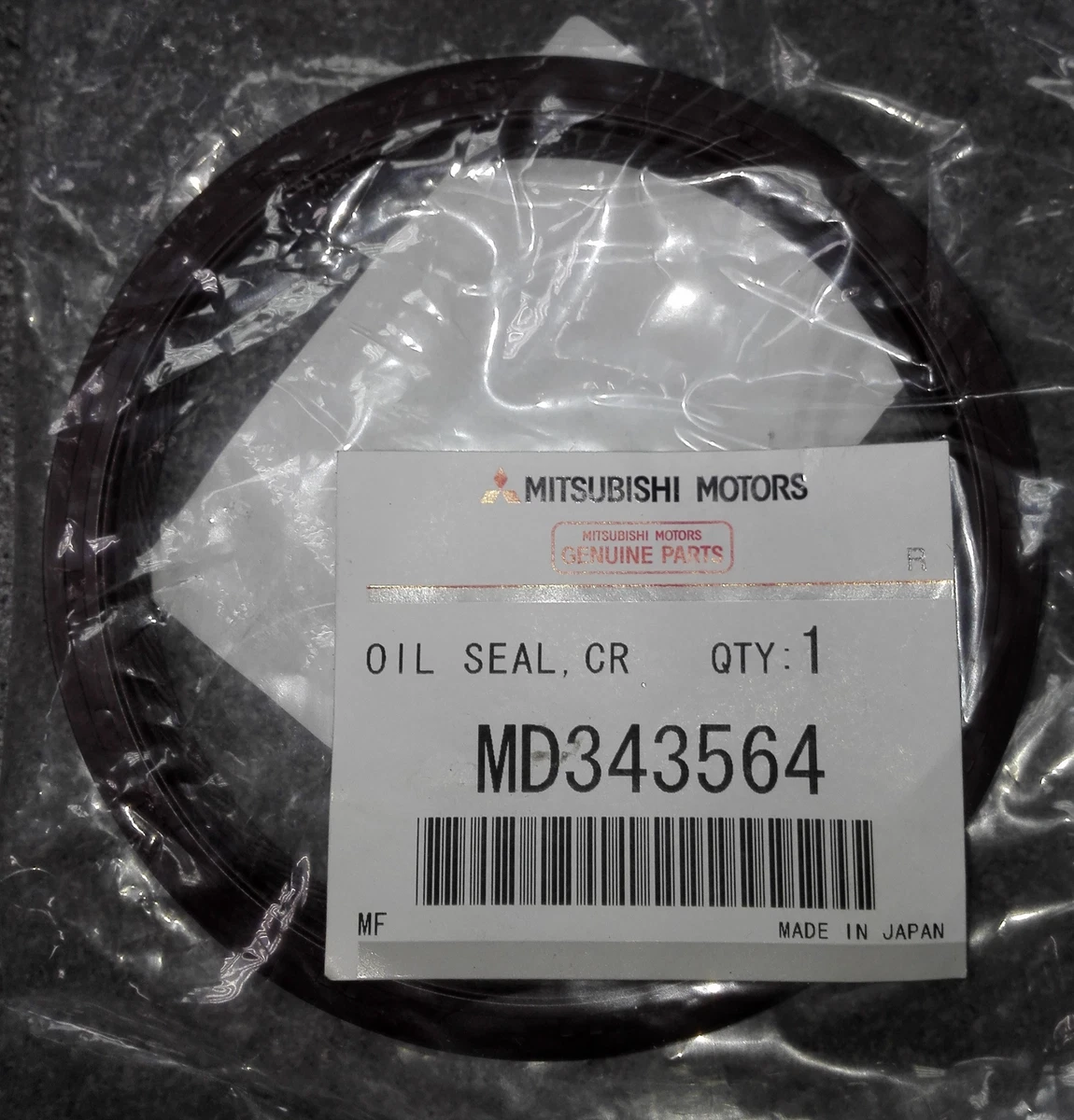 MD343564 Mitsubishi Oil seal, crankshaft, rr MD343564, New Genuine 