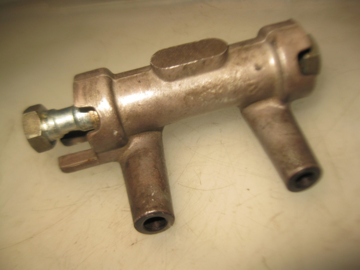 のび品 Kawasaki 1985 ZX600 A Ninja ZX 600 front Brake Line Splitter | eBay